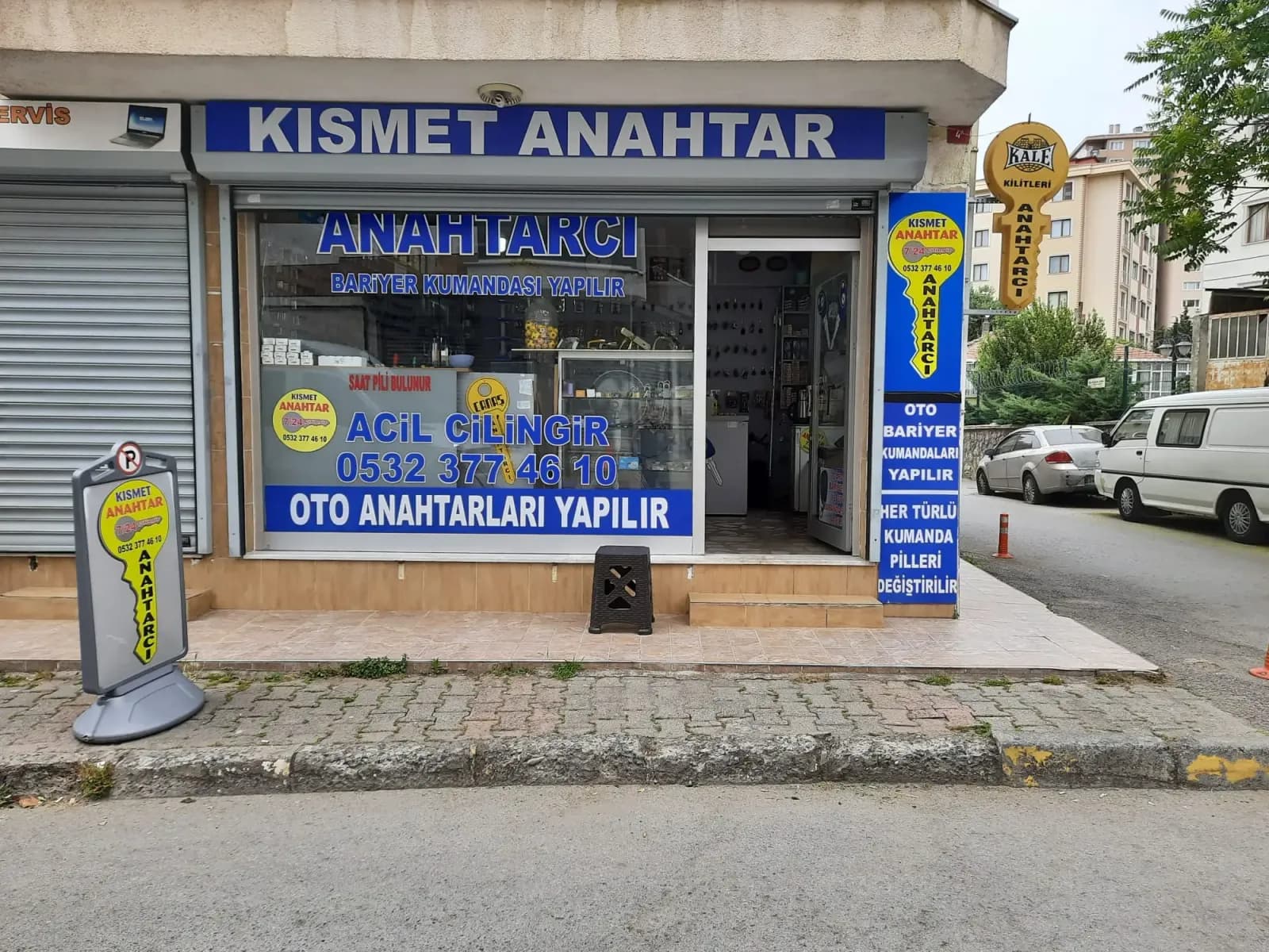 Kartal Soğanlık'taki Kısmet Anahtar çilingir dükkanının ön cephesi